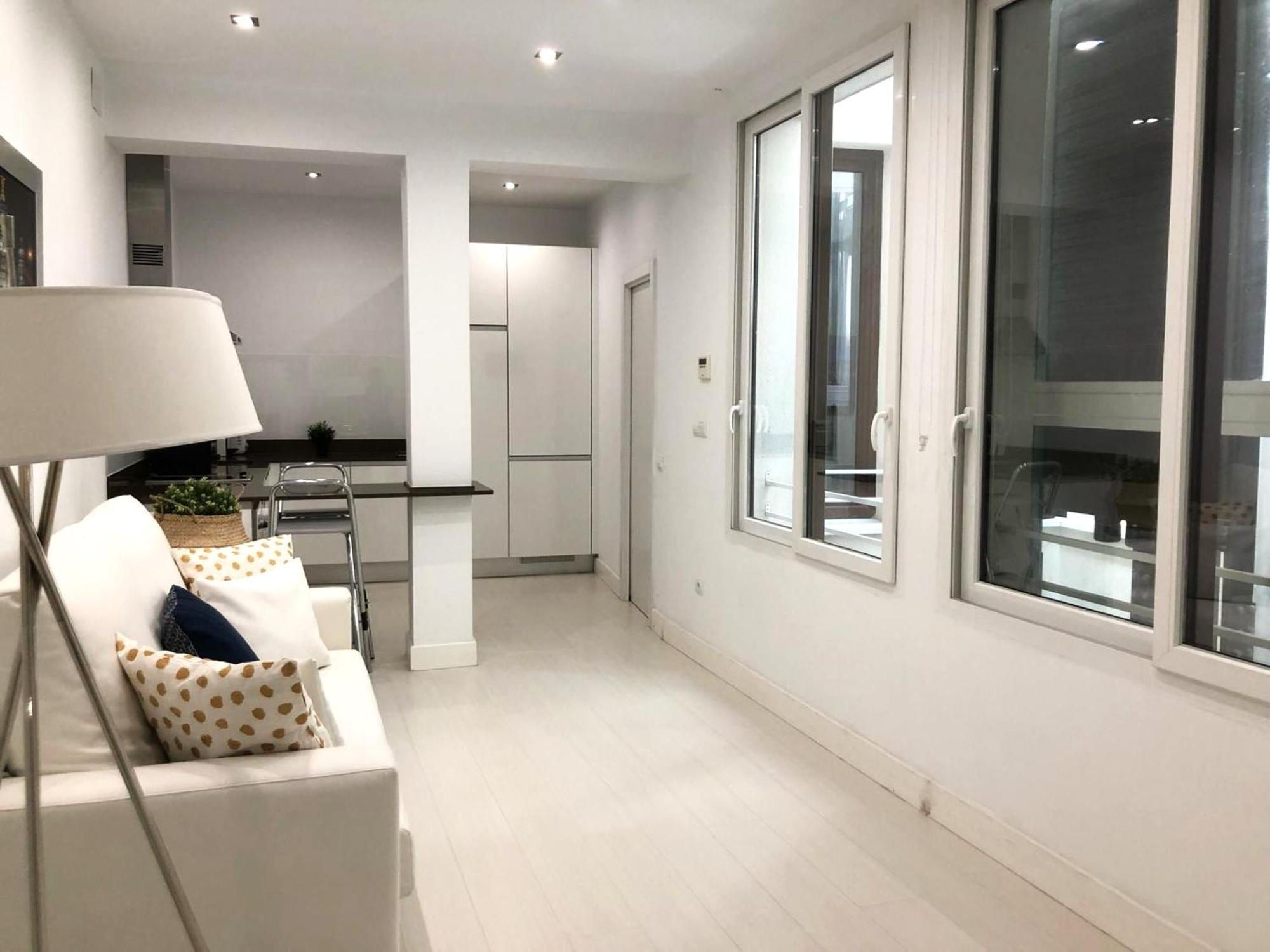 Apartamento De Diseno En Plaza Mayor Madrid Exterior photo